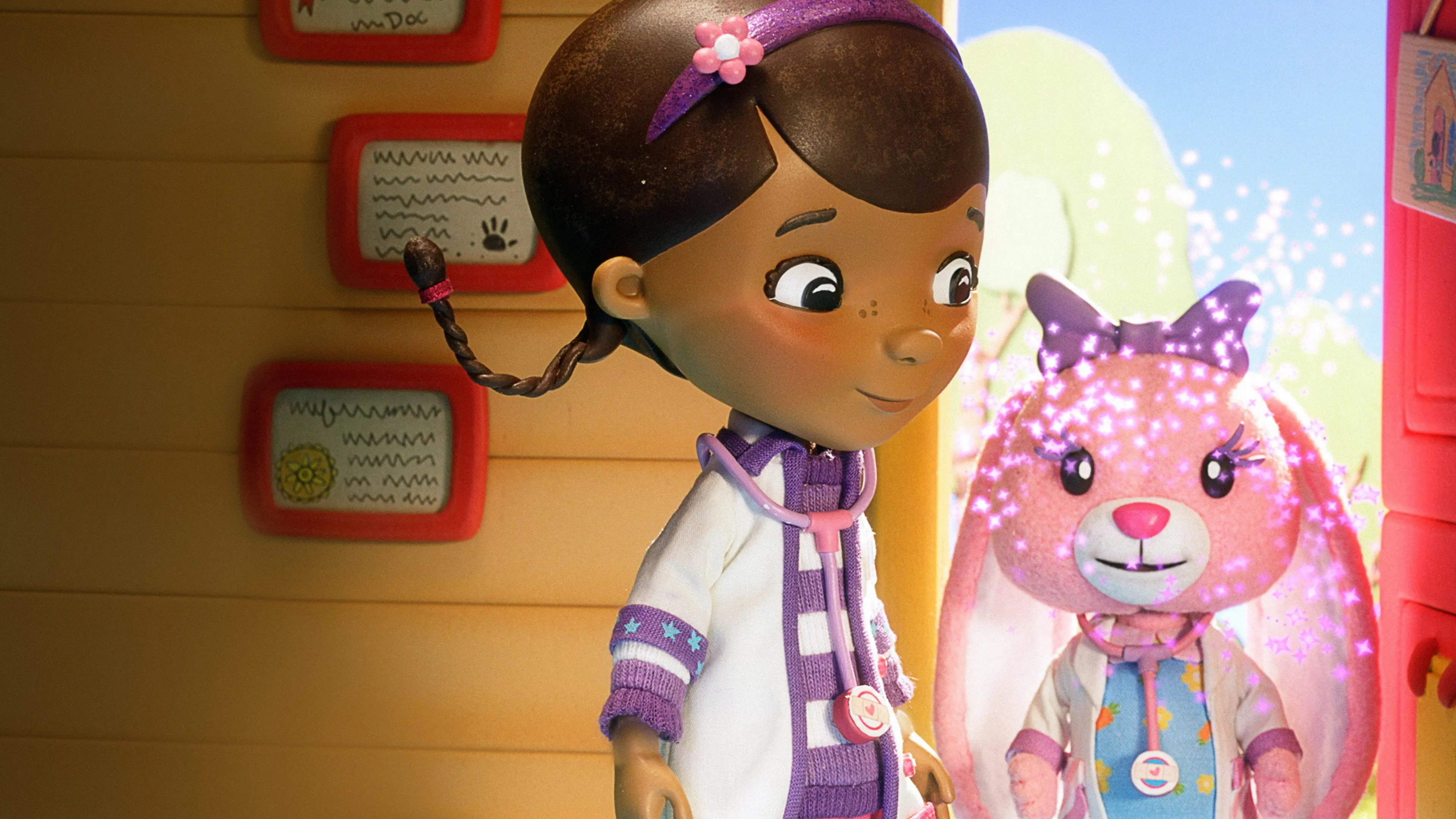 Doc McStuffins: The Doc and Bella Are In! backdrop
