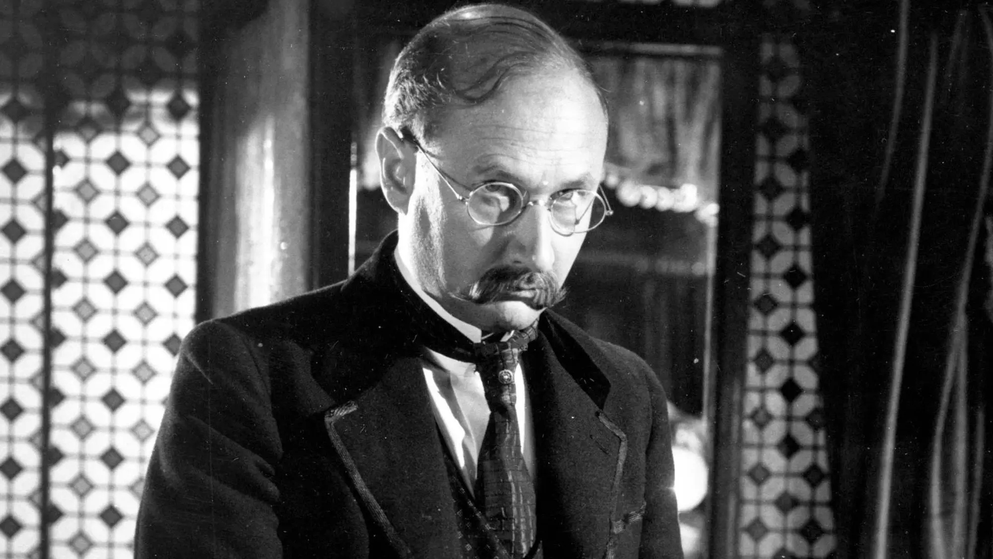 Dr. Crippen backdrop