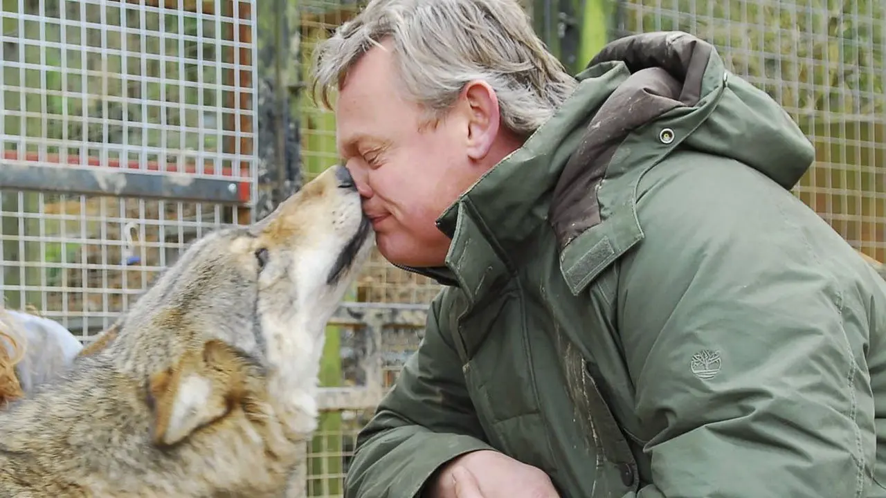 Martin Clunes: My Travels and Other Animals backdrop