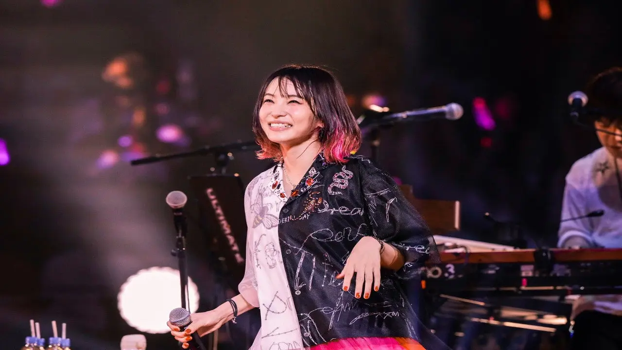 LiVE is Smile Always ～ASiA TOUR 2018～ backdrop