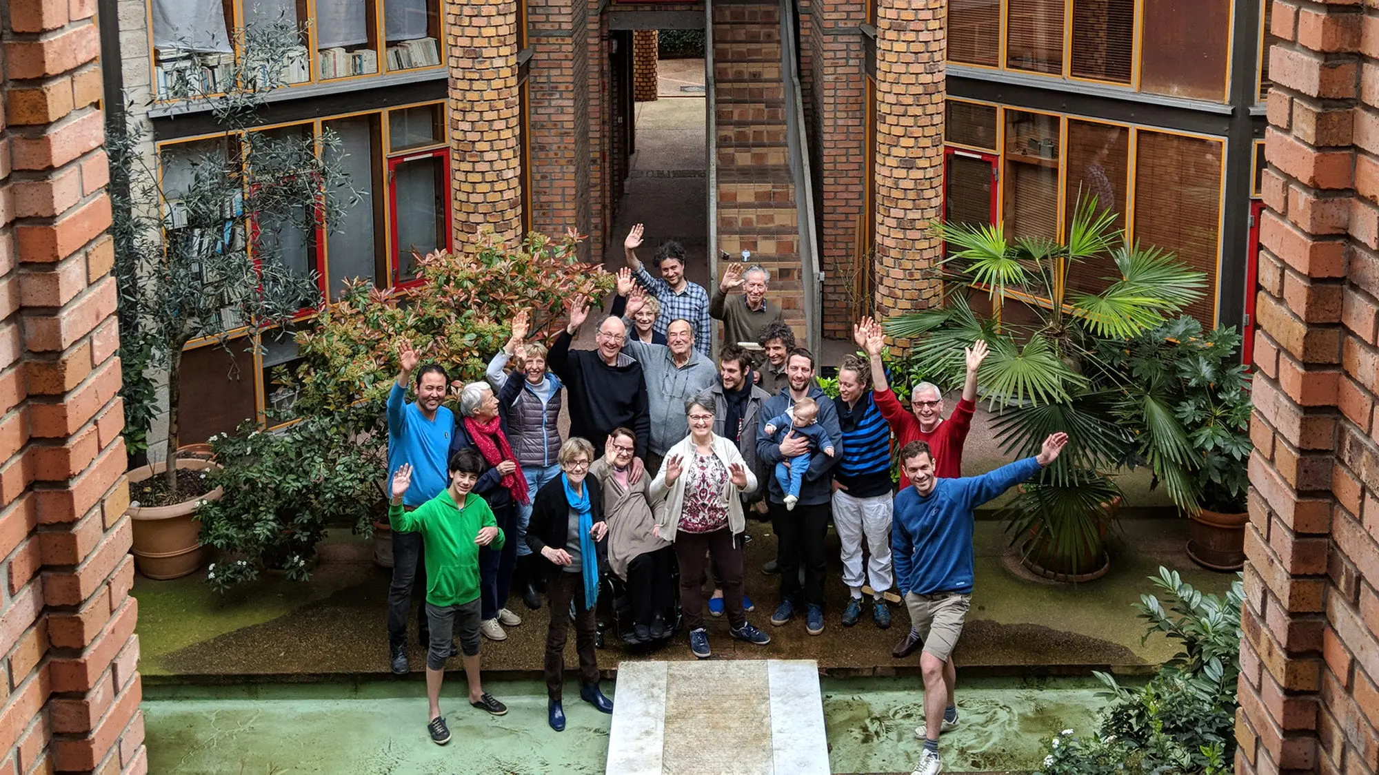 Vivre ensemble backdrop