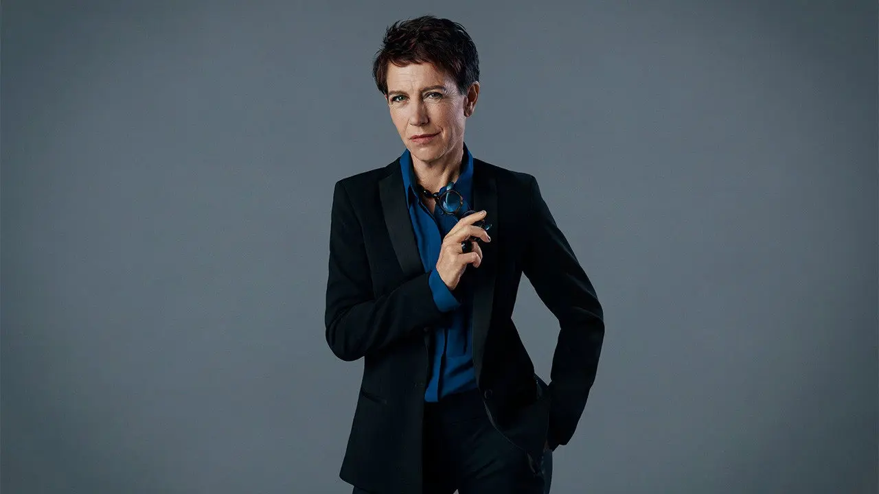 Celebrity Mastermind backdrop