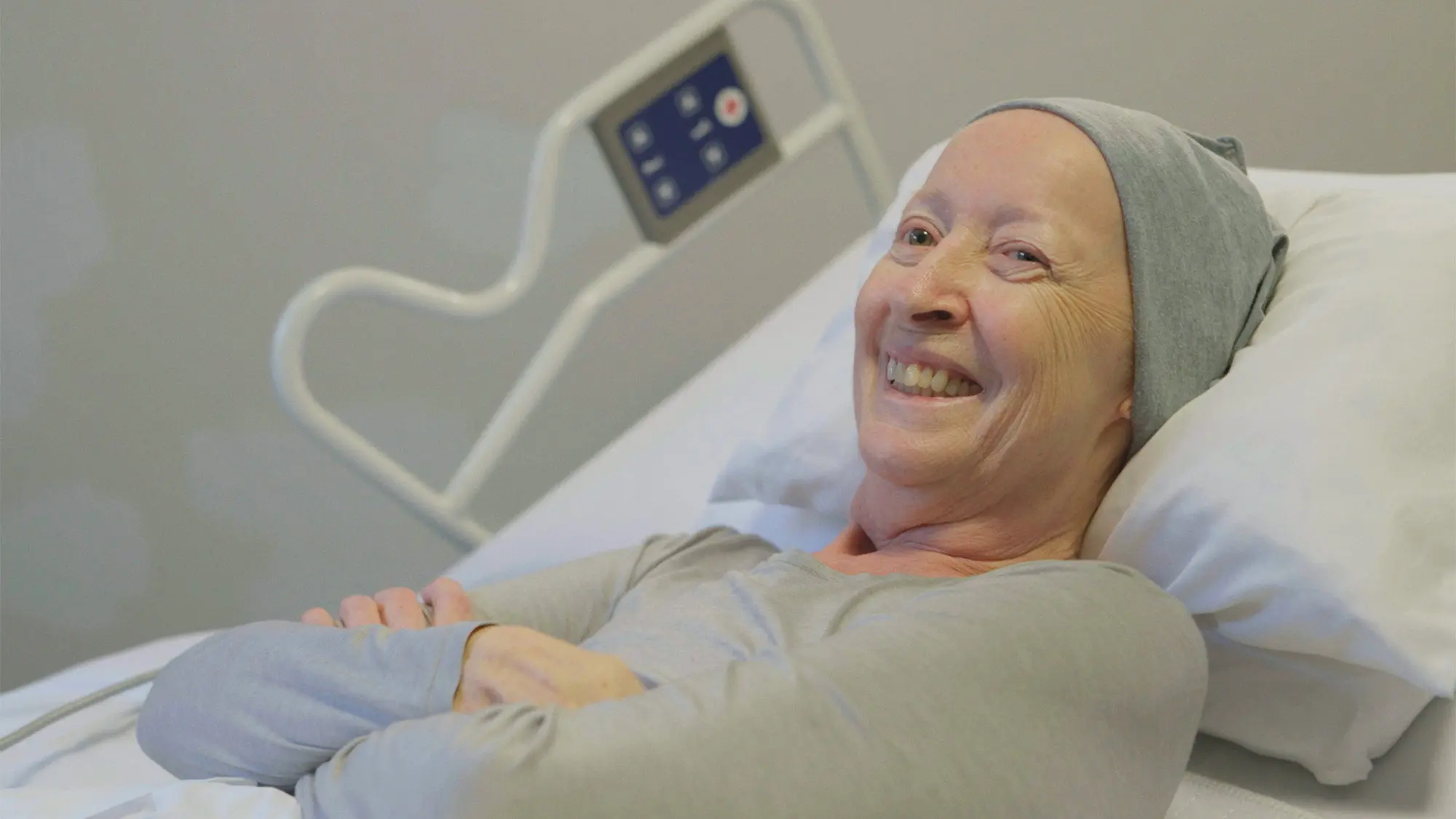 Merci, au revoir, je t’aime backdrop