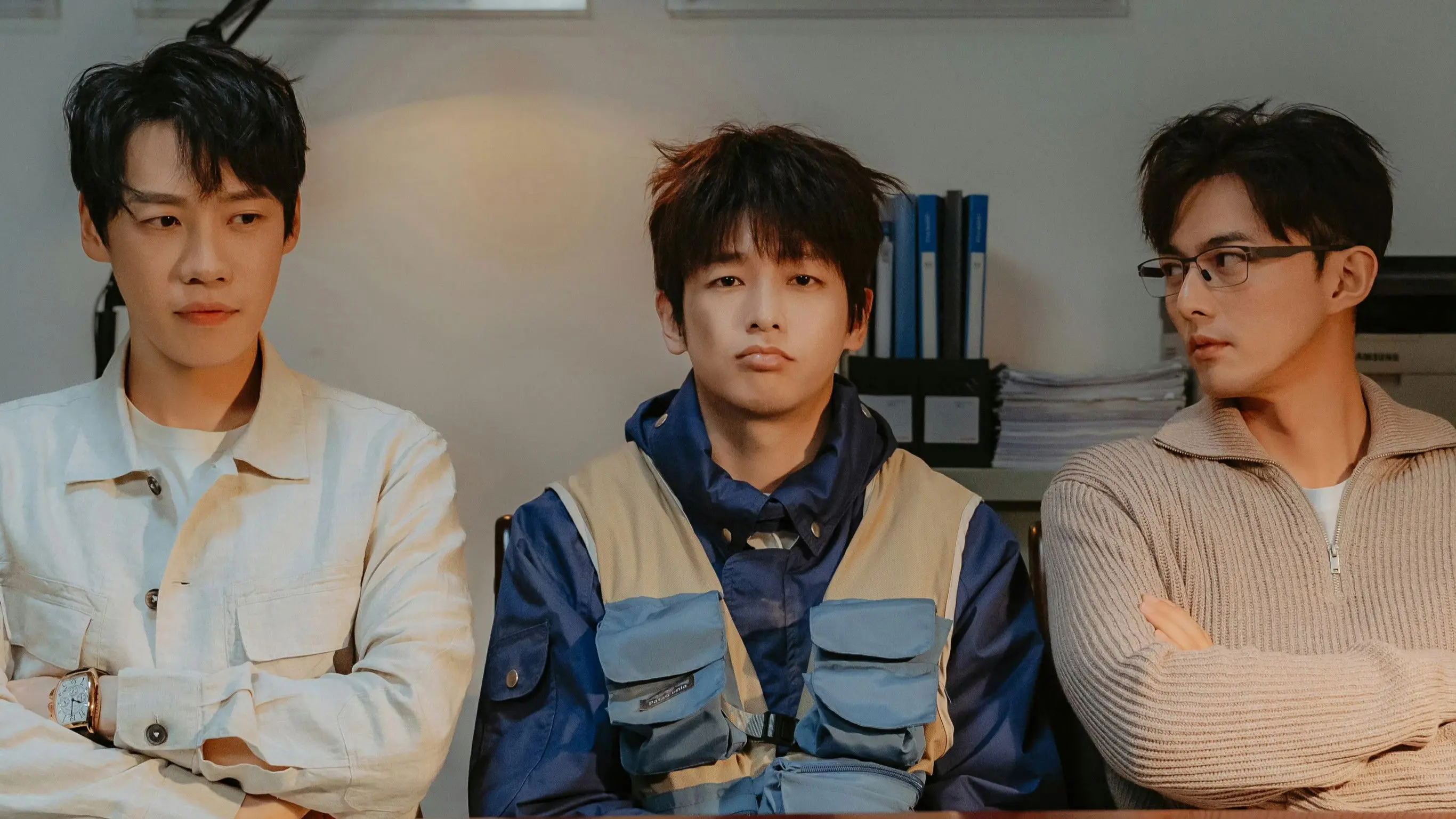 No Pain No Gain backdrop