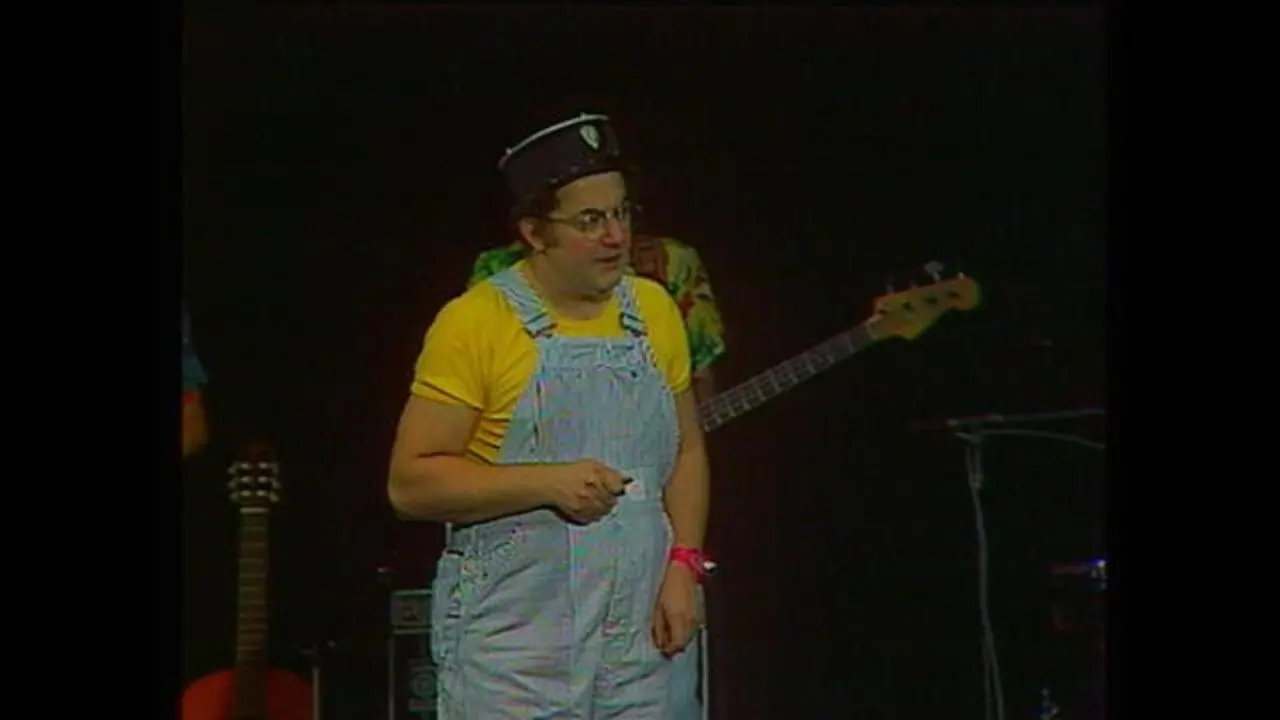 Coluche : C'est pour rire backdrop