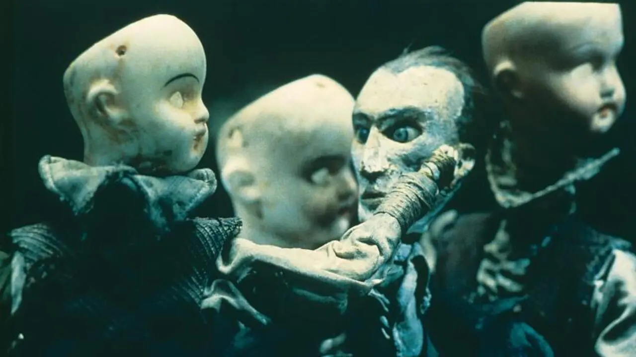 Street of Crocodiles backdrop