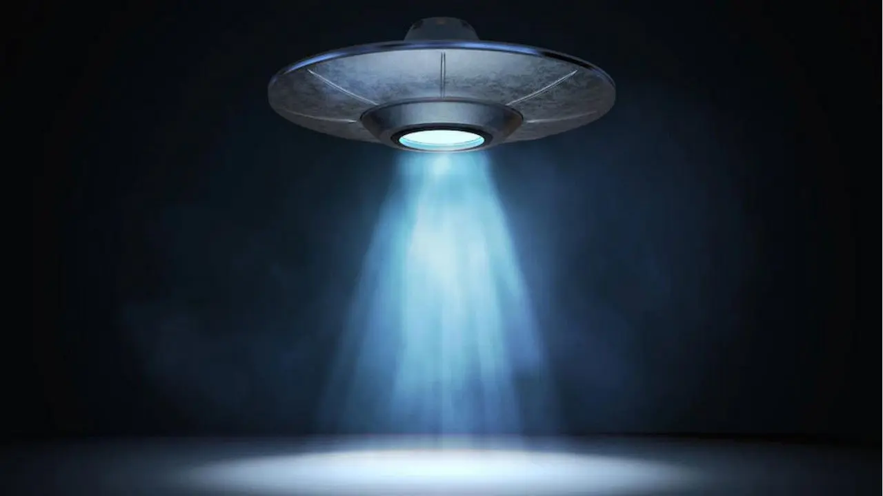 Encounter: UFO backdrop