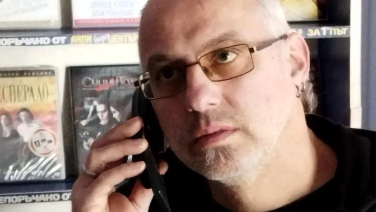 A Pirate Romance backdrop