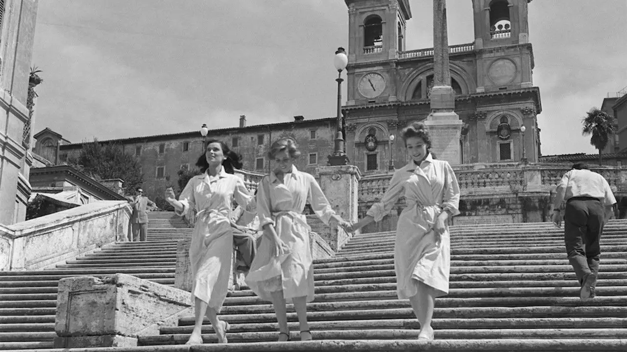 Three Girls from Rome backdrop