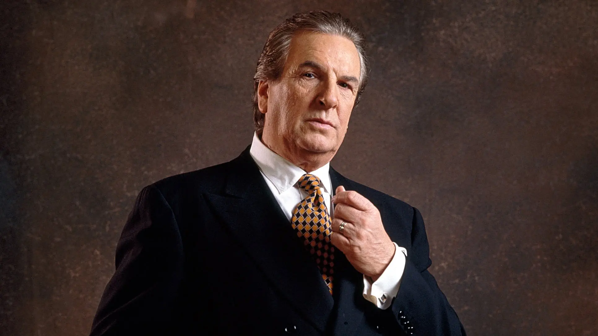 Dellaventura backdrop