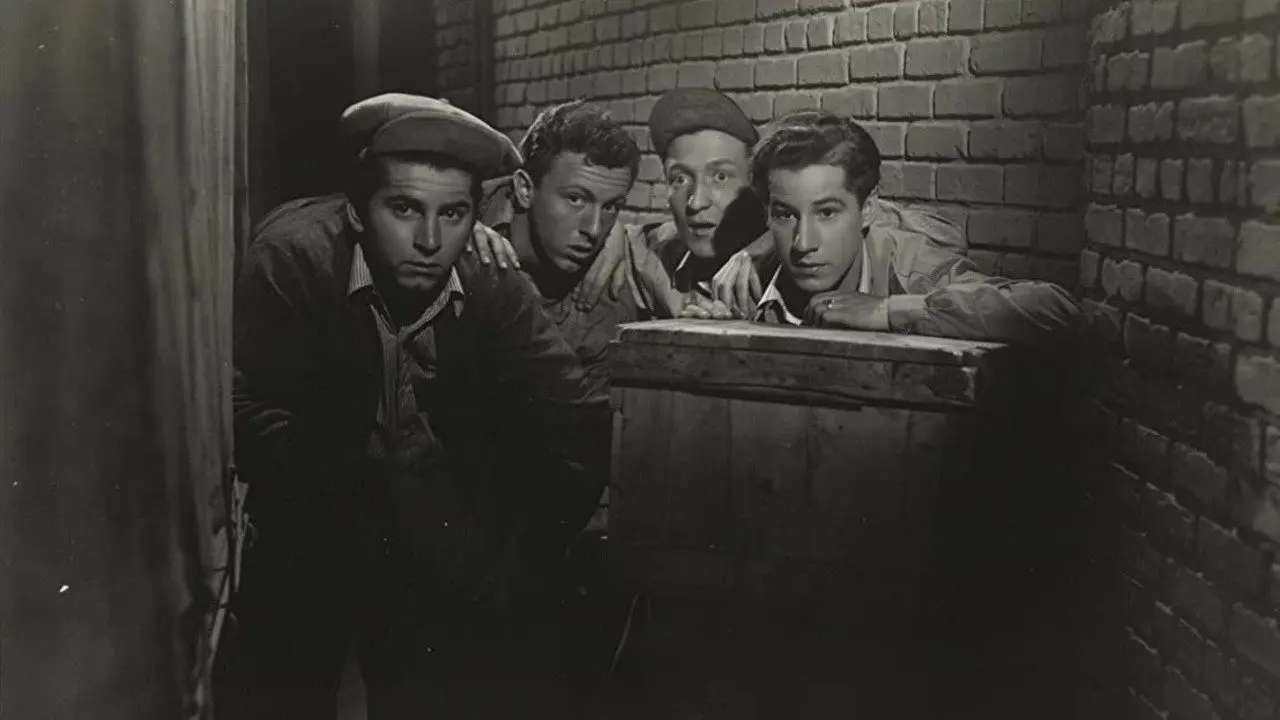 Keep 'Em Slugging backdrop