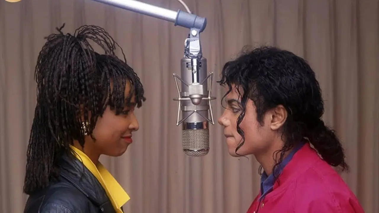 Mirroring Michael Jackson backdrop