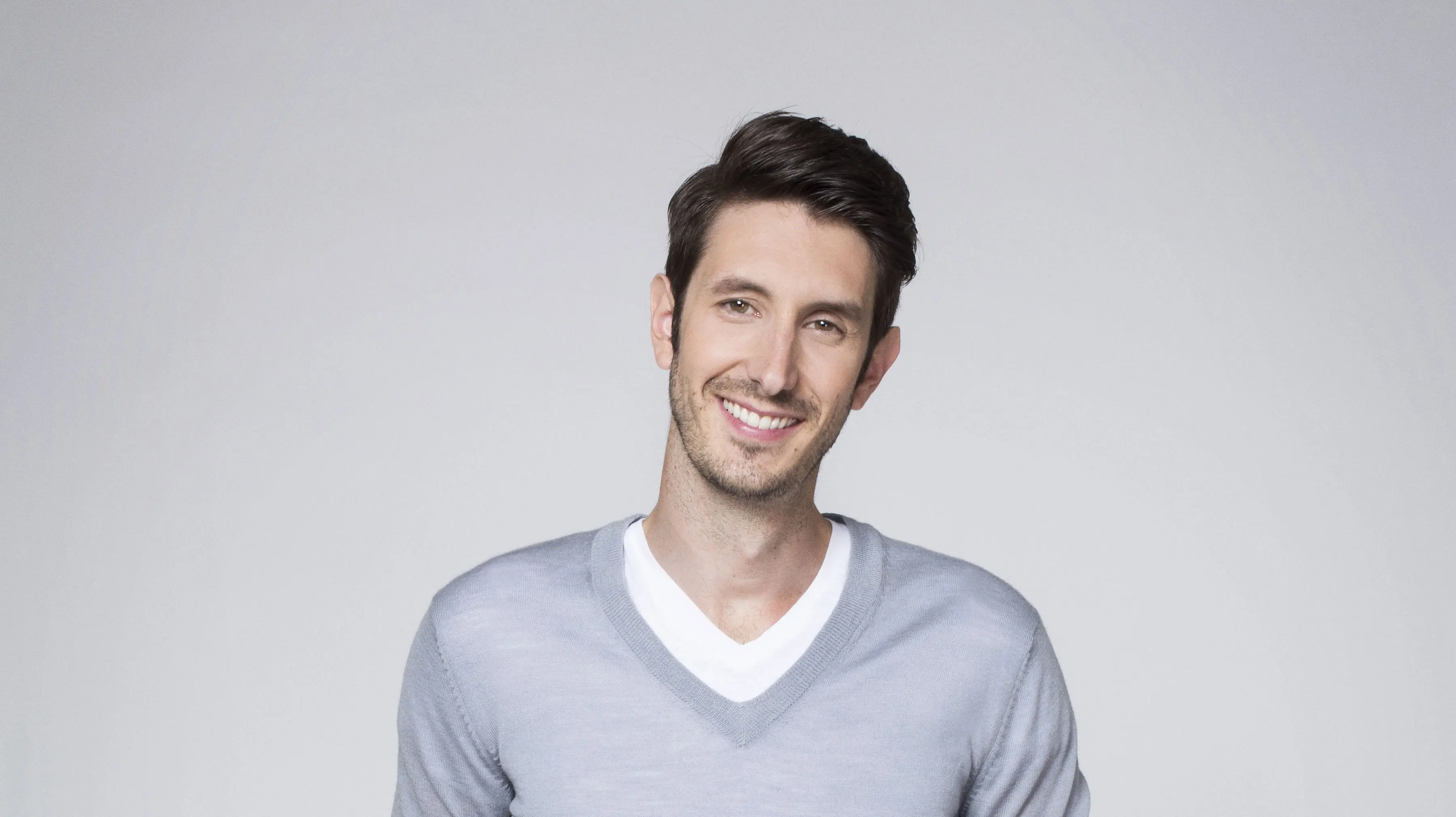 Me connais-tu? backdrop