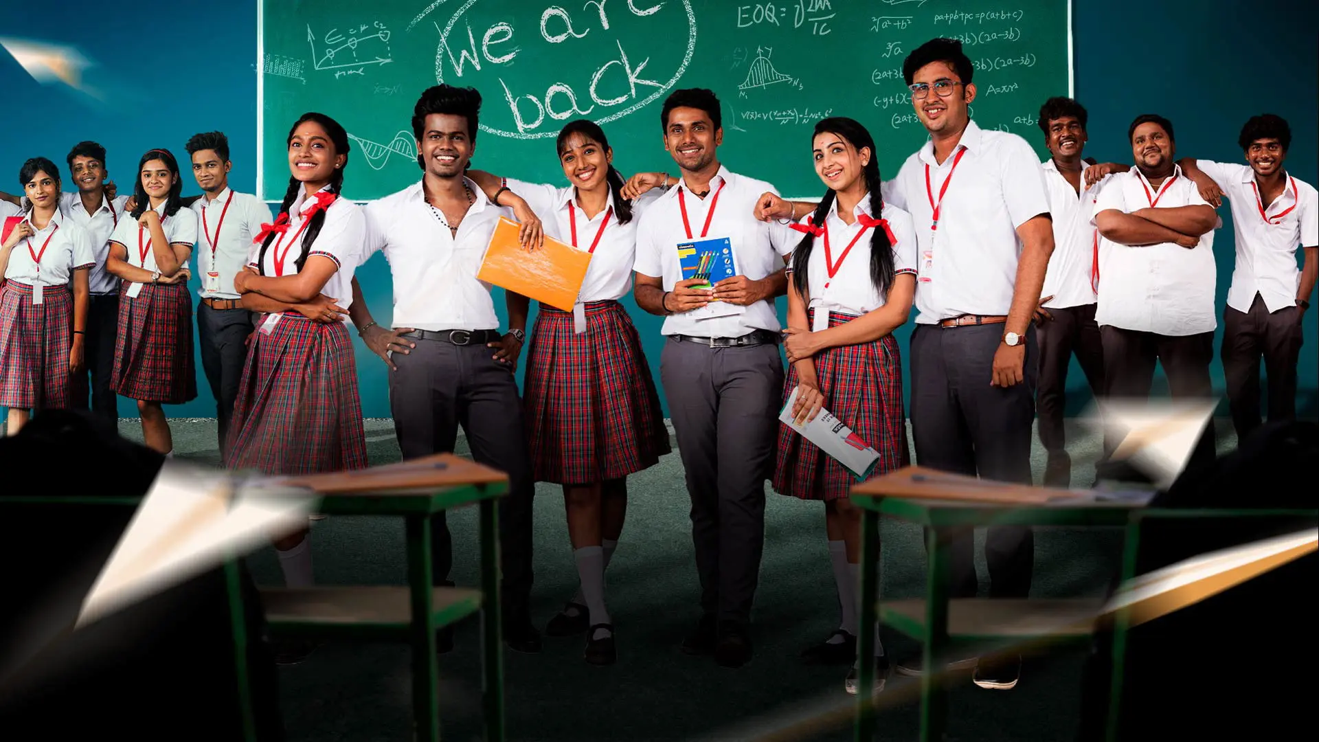 Kana Kaanum Kaalangal backdrop